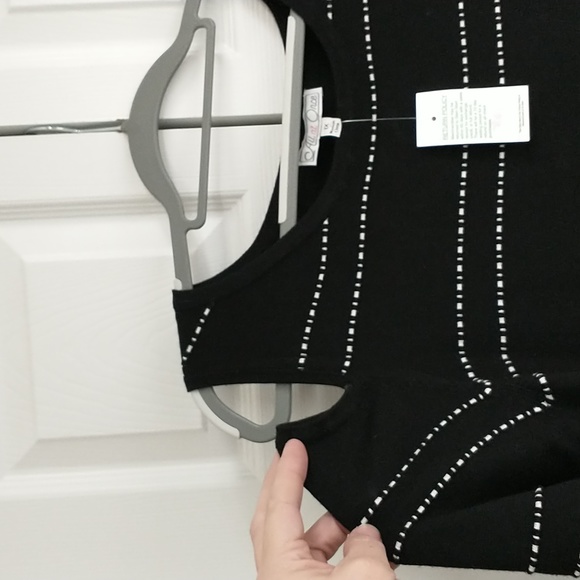 💐SALE💐🆕All at Once Cold//Peek a Boo Shoulder/Light Wgt Sweater. Size 1X. SOFT - Picture 6 of 11